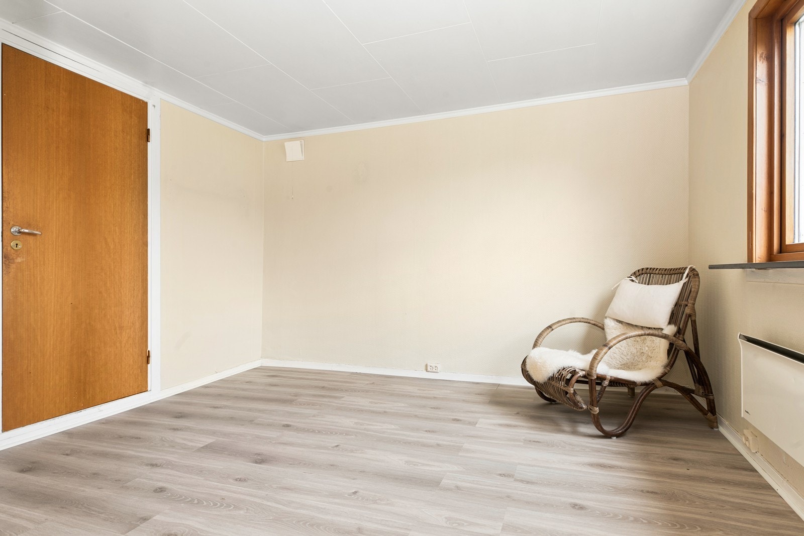 Soverom i 1.etasje er av god størrelse og har plass til oppbevaring. Galleribilde