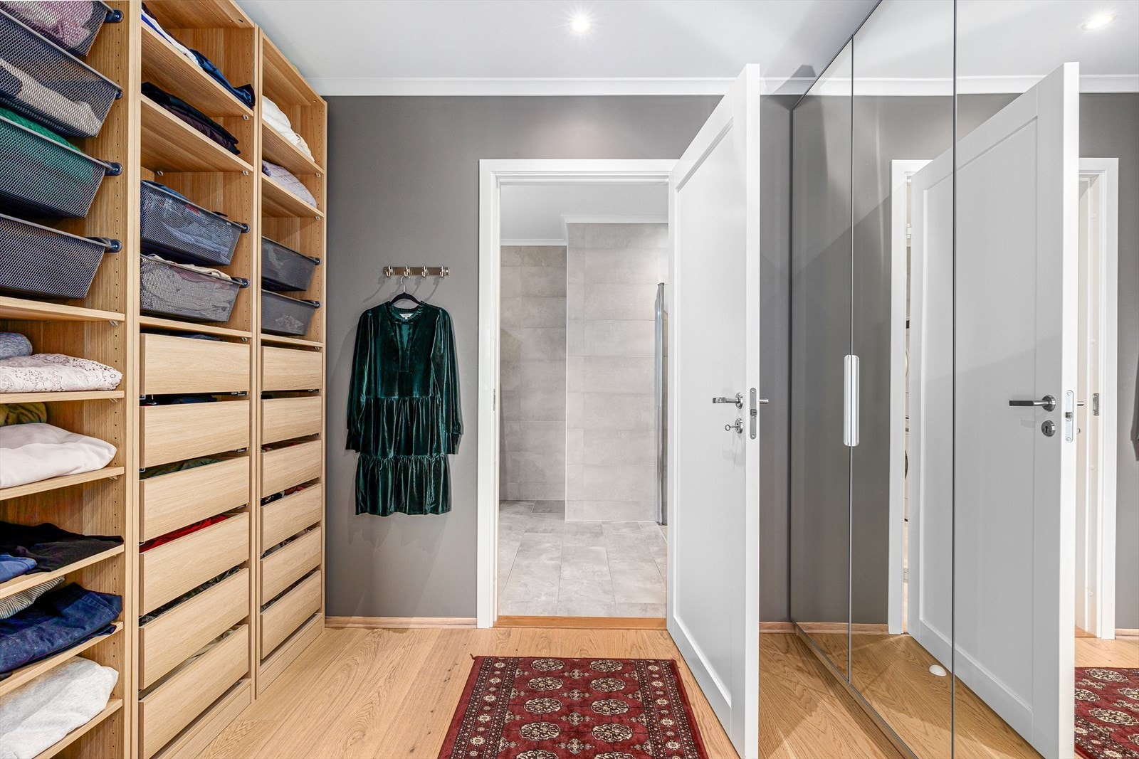 Walk in closet Galleribilde