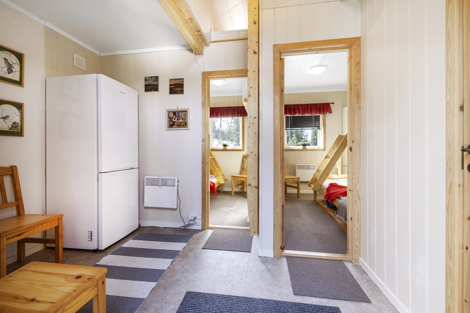 I annekset er det anlagt 2 soverom og stue. Galleribilde