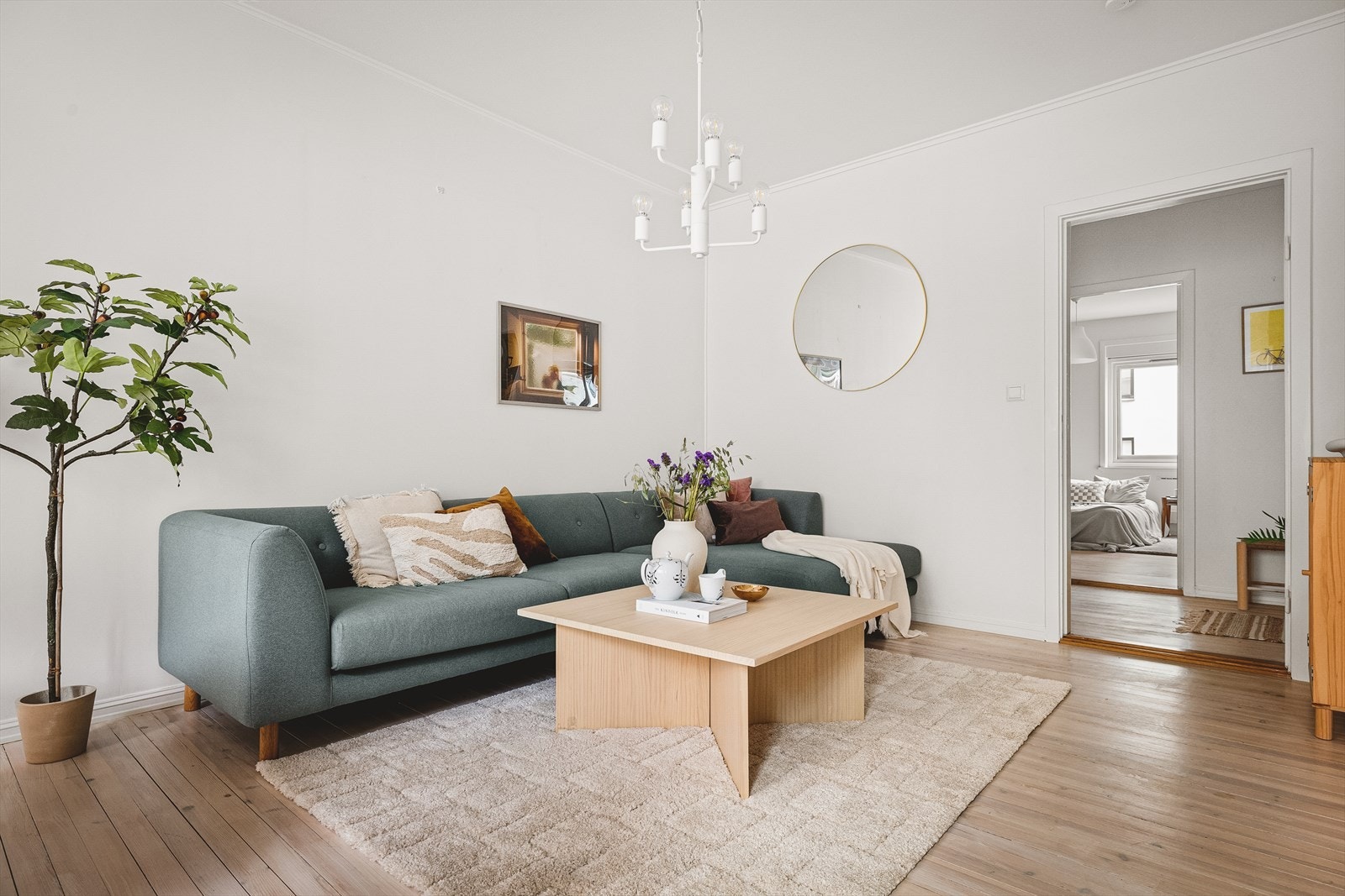 Perfekt plass for å slenge seg ned på sofaen etter en lang og travel dag. Galleribilde