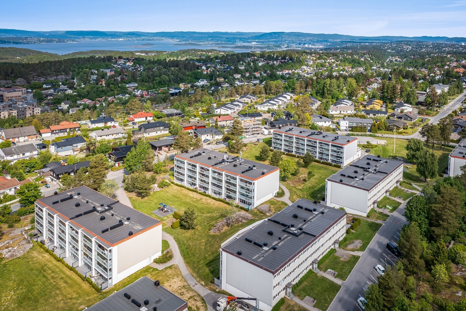 Det er kort vei til barnehage, skoler og marka Galleribilde