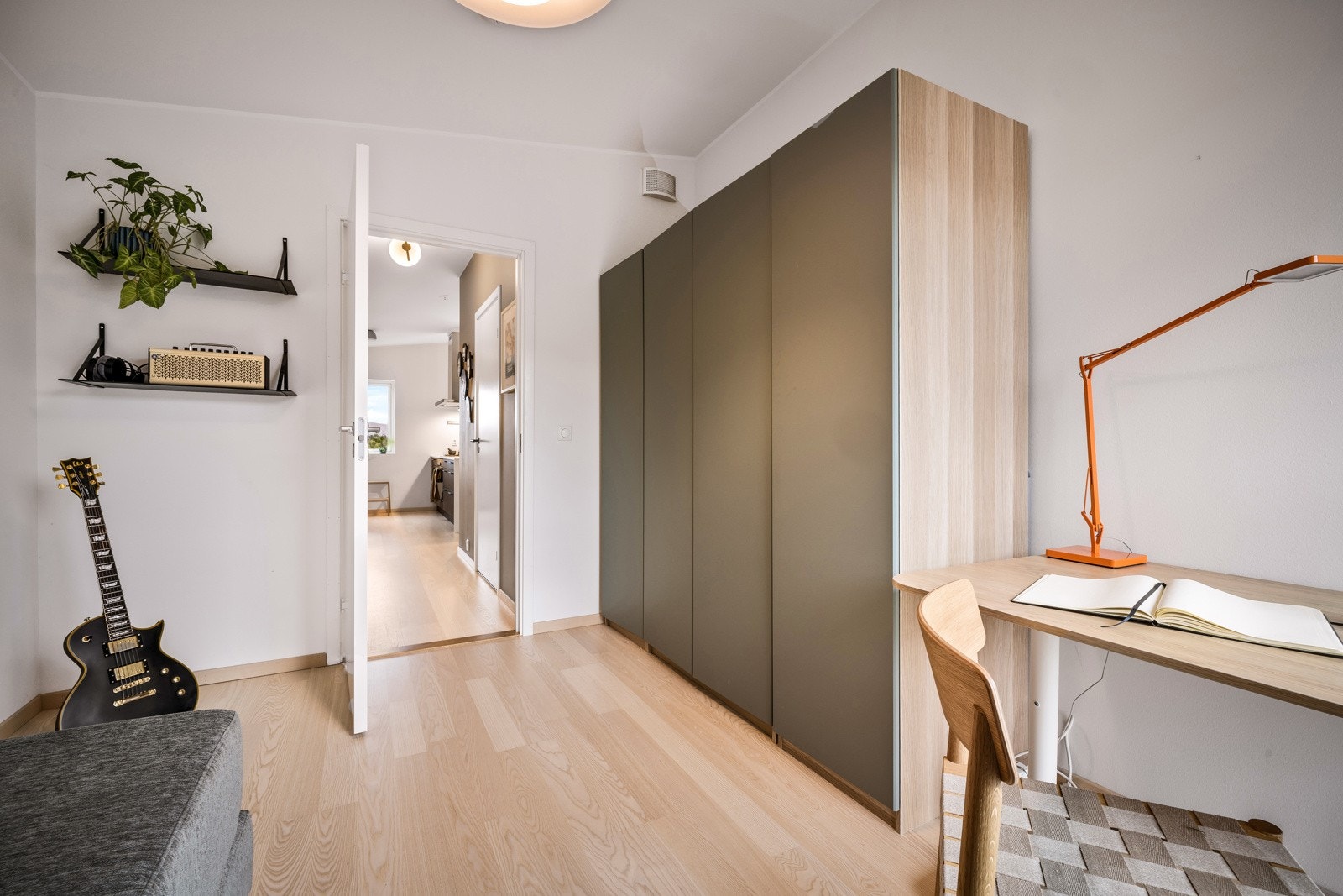 Huset har i dag fire soverom av god størrelse. Galleribilde