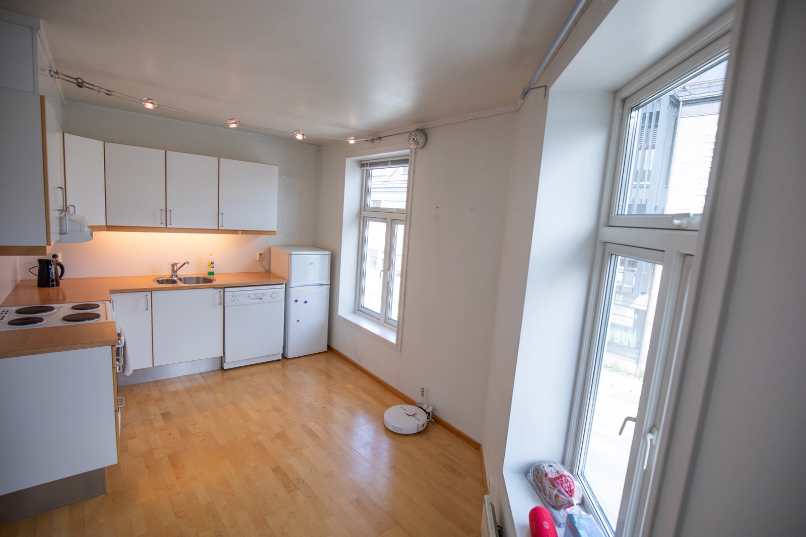 Kjøkken med utsikt ut i Tomtegata Galleribilde