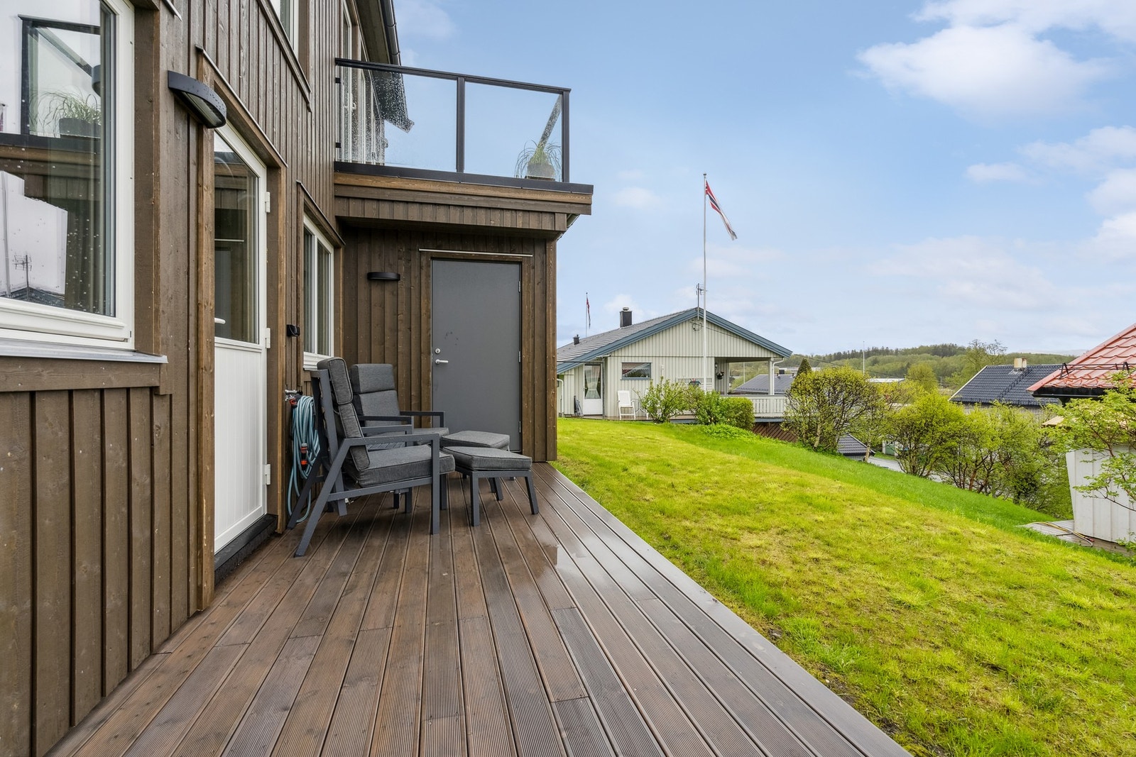 Platting i front av boligen Galleribilde