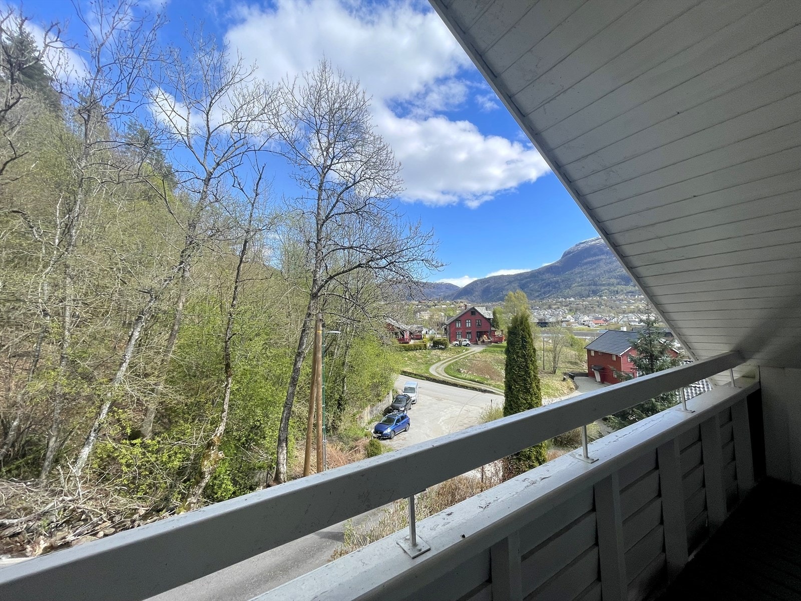 Fra balkong 2. etg. Utgang fra begge soverom Galleribilde