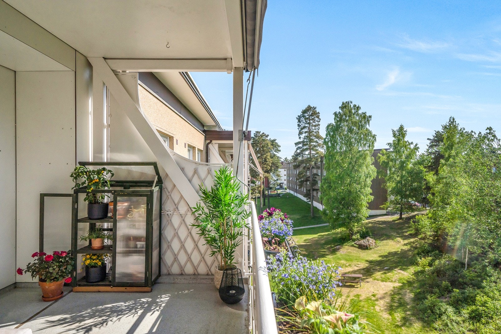 Fra stuen er det utgang til balkong på 8m². Galleribilde