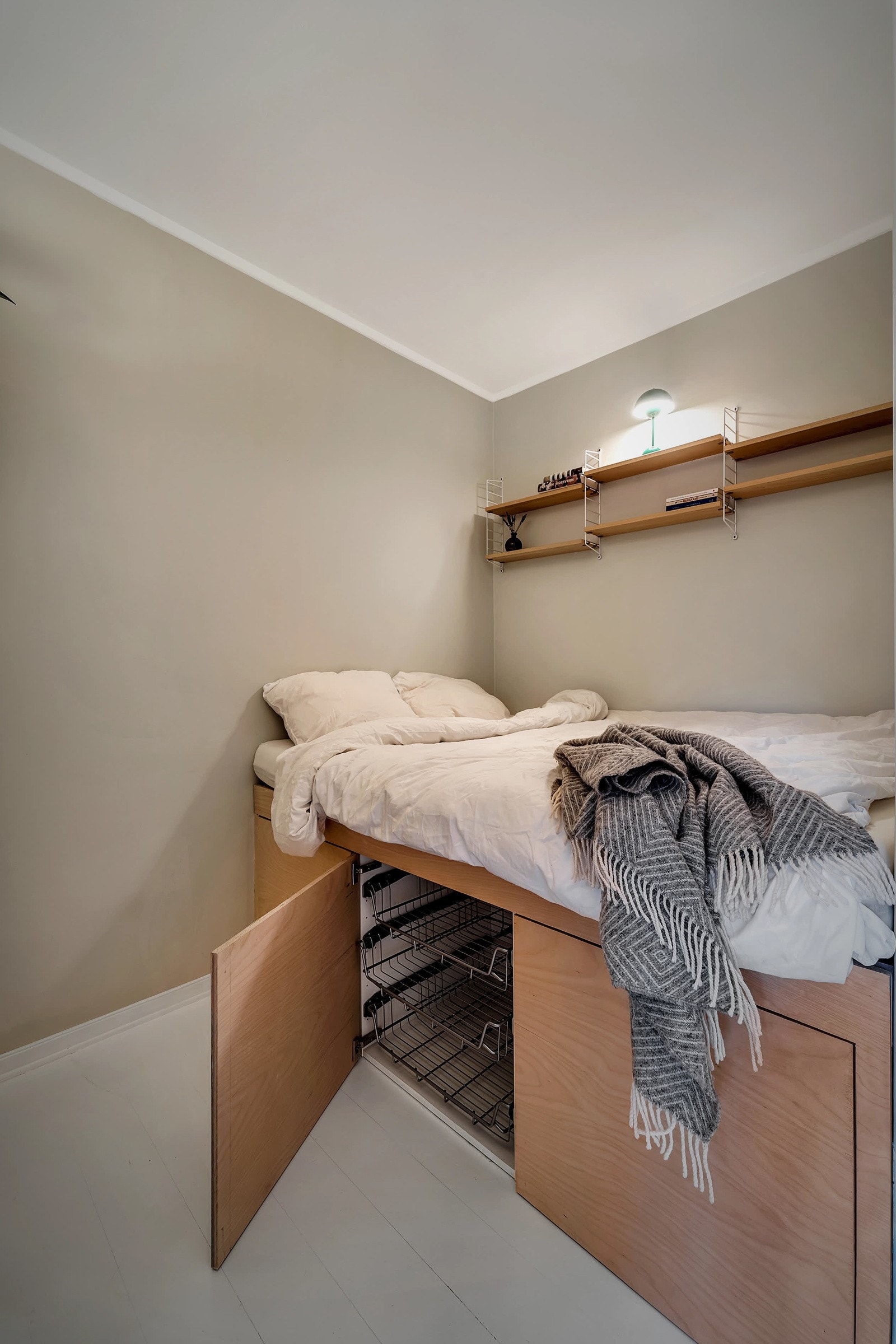 ...oppbevaring under. Galleribilde