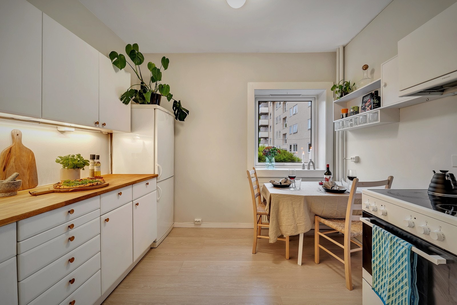 Hvitevarer på kjøkkenet medfølger. Galleribilde