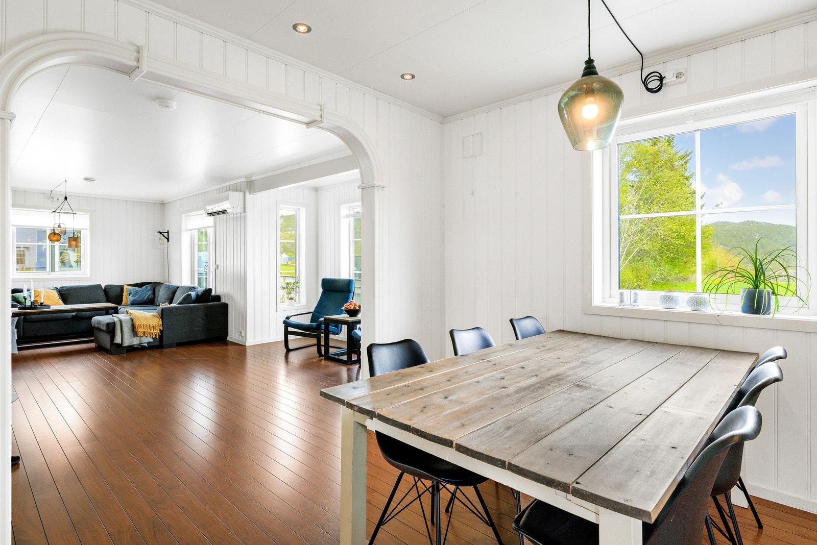 God plass for individuell møblering Galleribilde