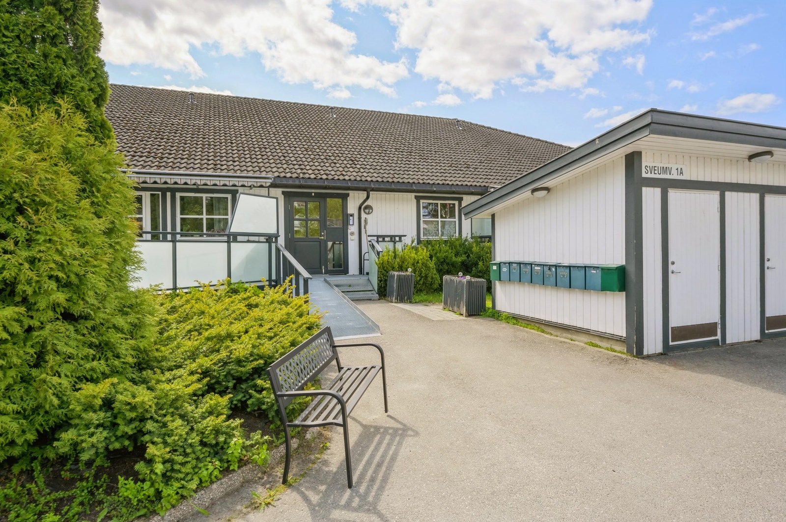 Inngangsparti Galleribilde