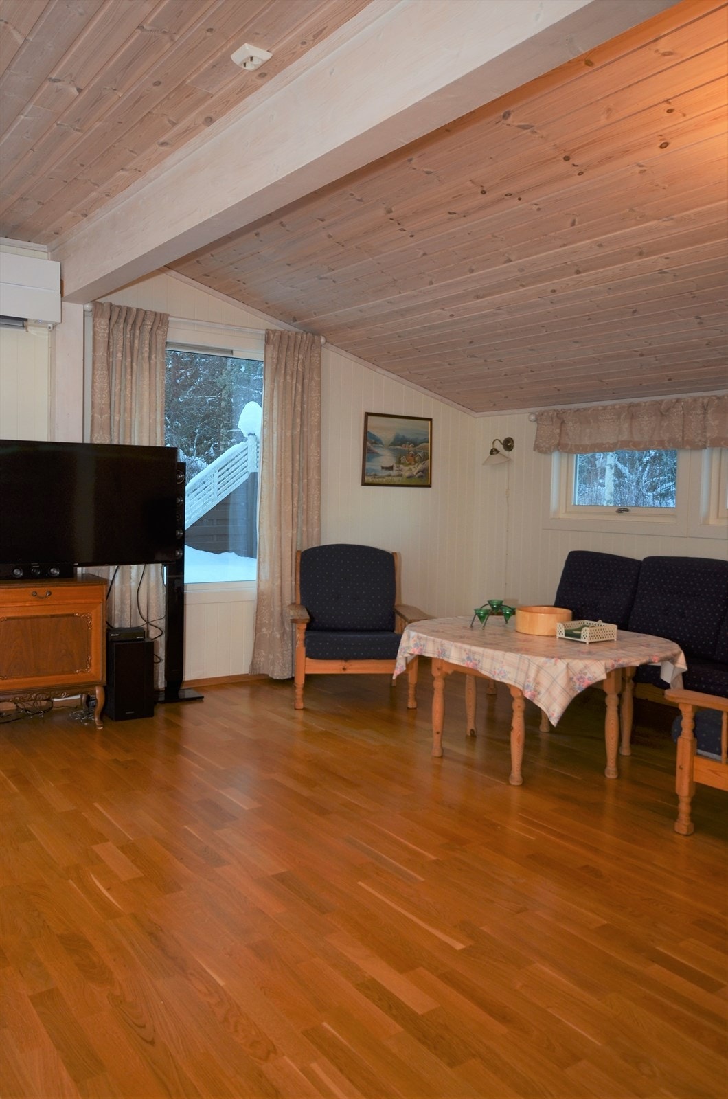 Adkomst til terrassen fra stuen. Galleribilde