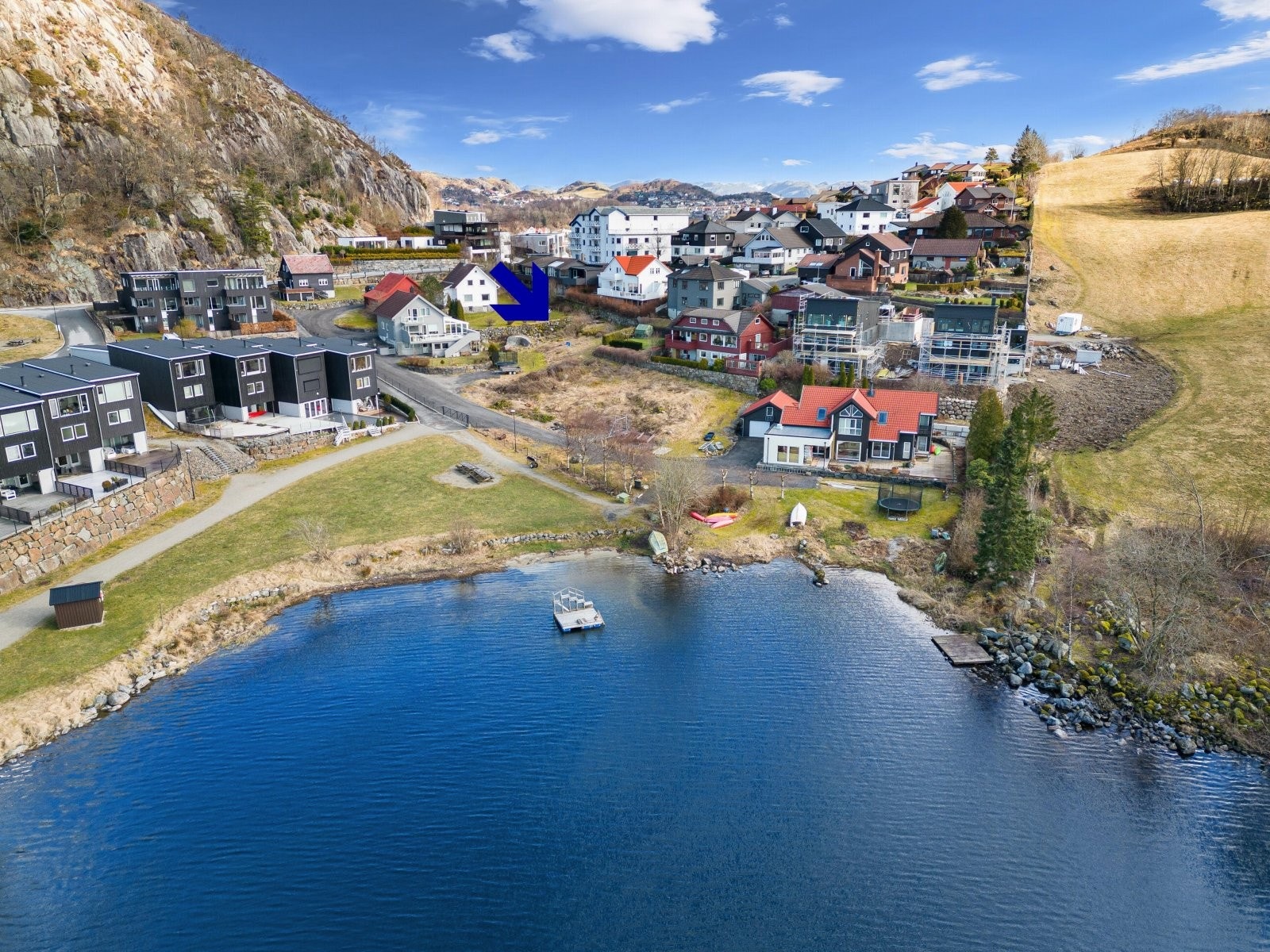 Meget bra solforhold og nærhet til Ålgård sentrum Galleribilde