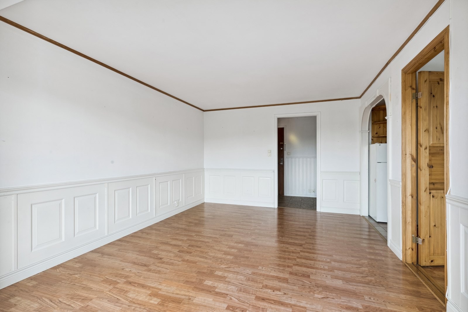 Dette rommet innbyr til avkobling og sosialt samvær med venner og kjære. Galleribilde