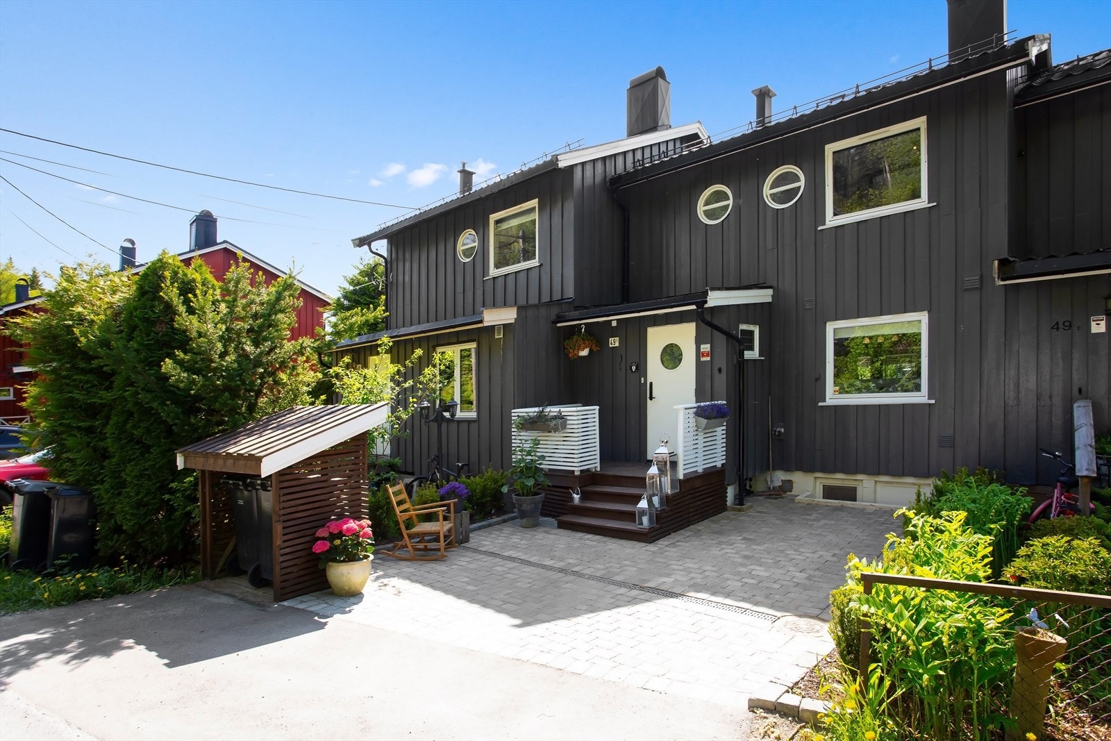 Stenlagt gårdsplass Galleribilde