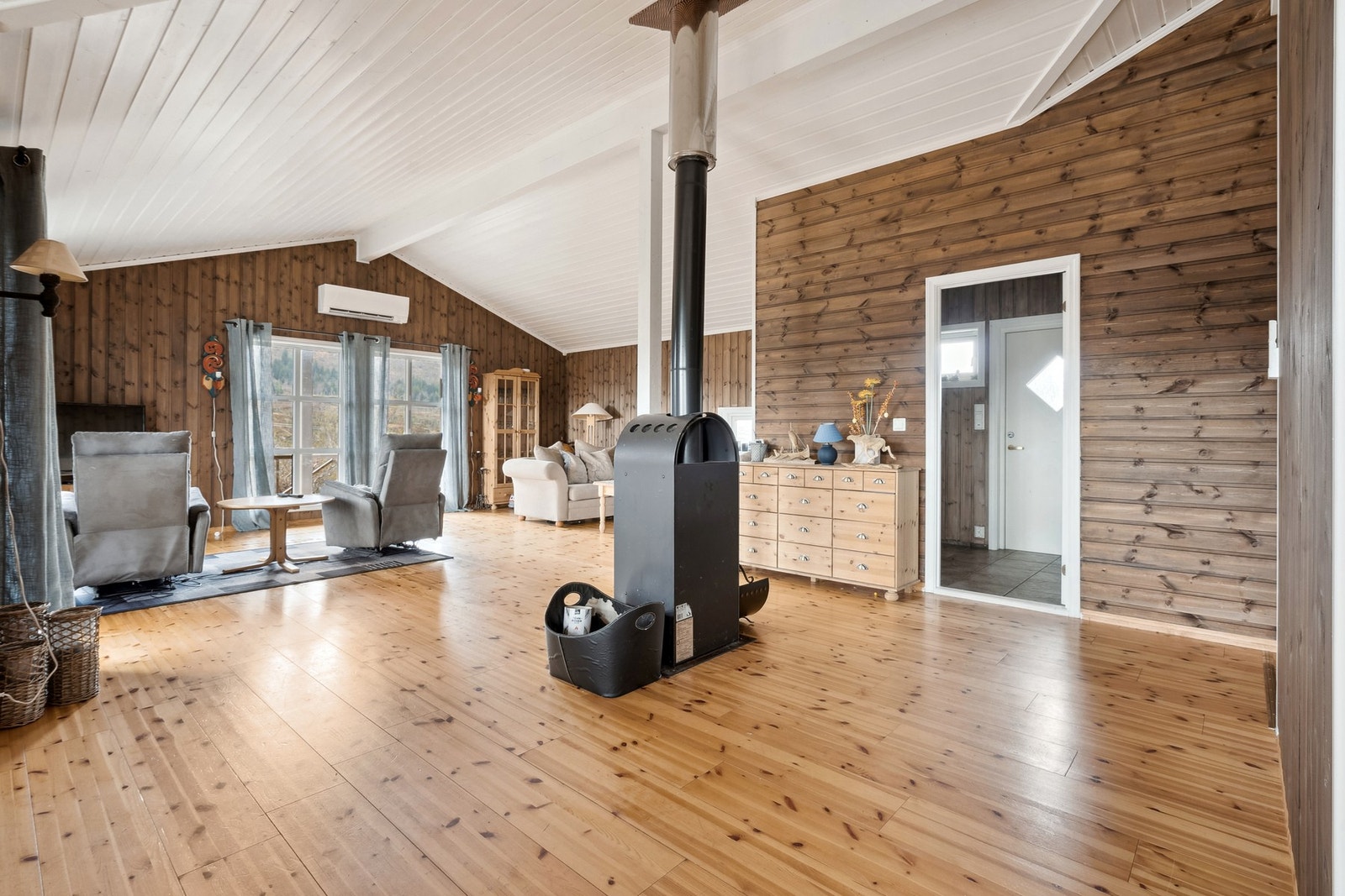 Praktisk og god planløsning med alt på ett plan Galleribilde