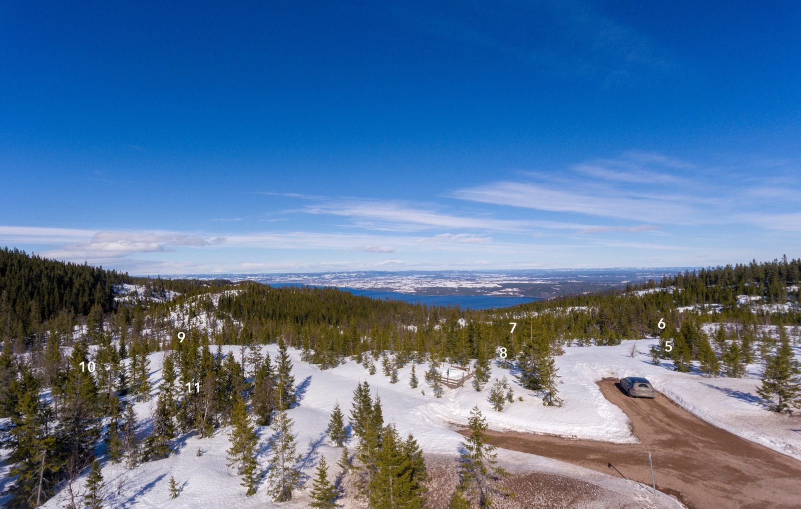 Fjæluhøgda hyttegrend ligger en drøy time fra Gardermoen Galleribilde