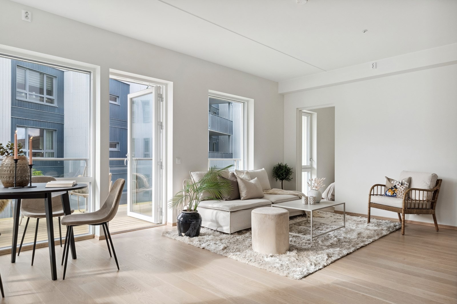 Stuen og kjøkkenet utgjør et totalareal på 25,5 m². Galleribilde