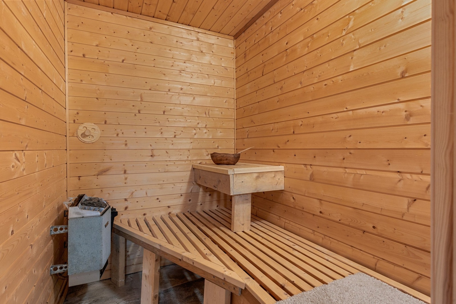 Badstue innenfor badet. Galleribilde