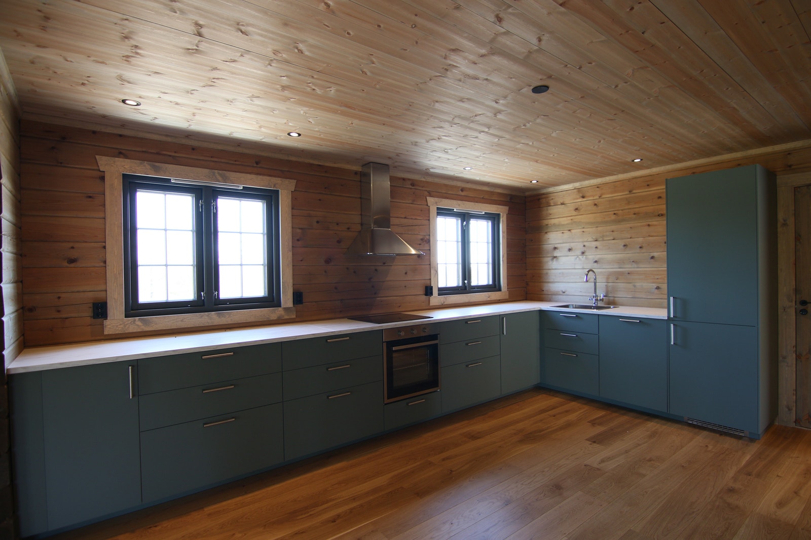 Stort kjøkken Galleribilde