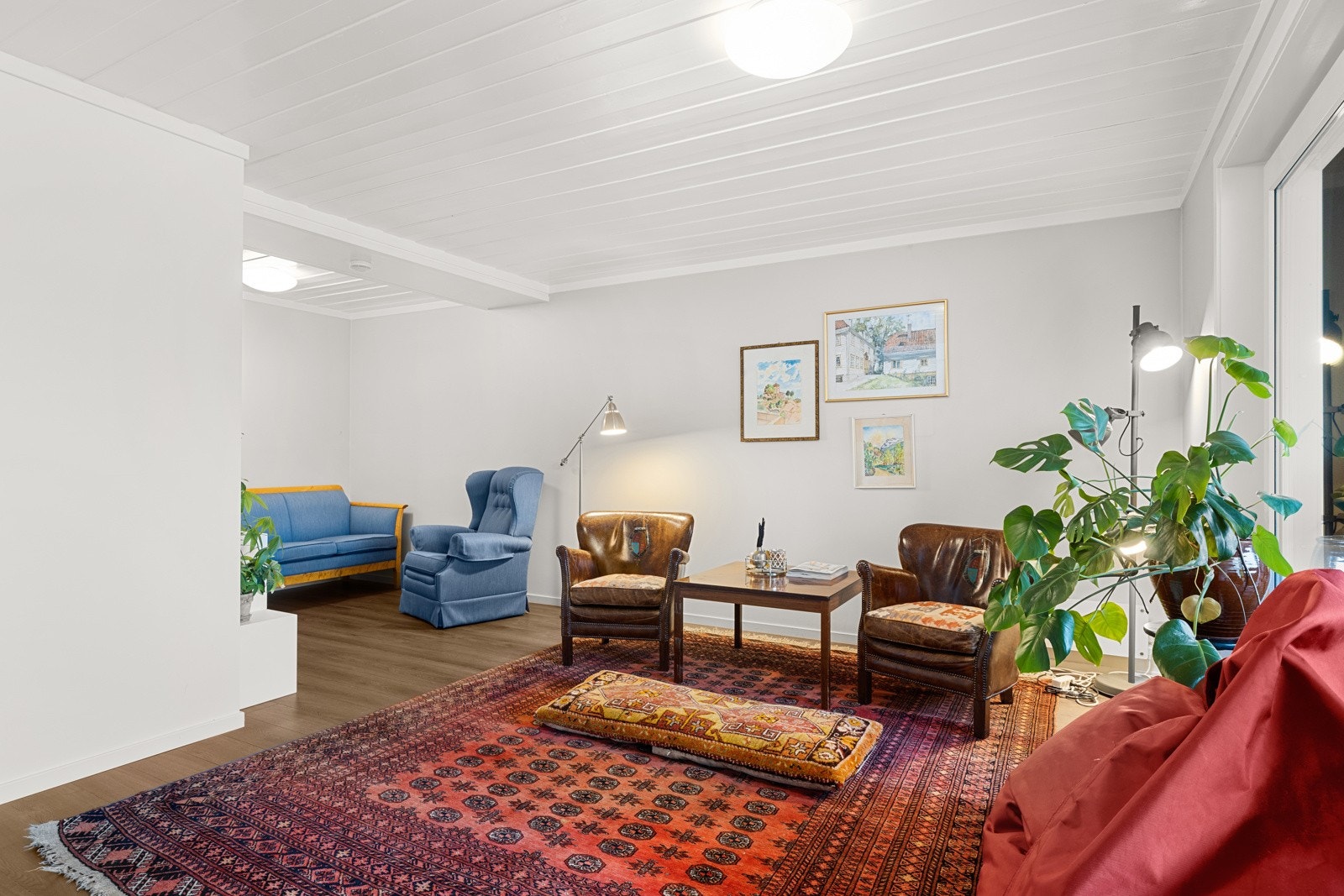 Kjellerstue med god plass Galleribilde