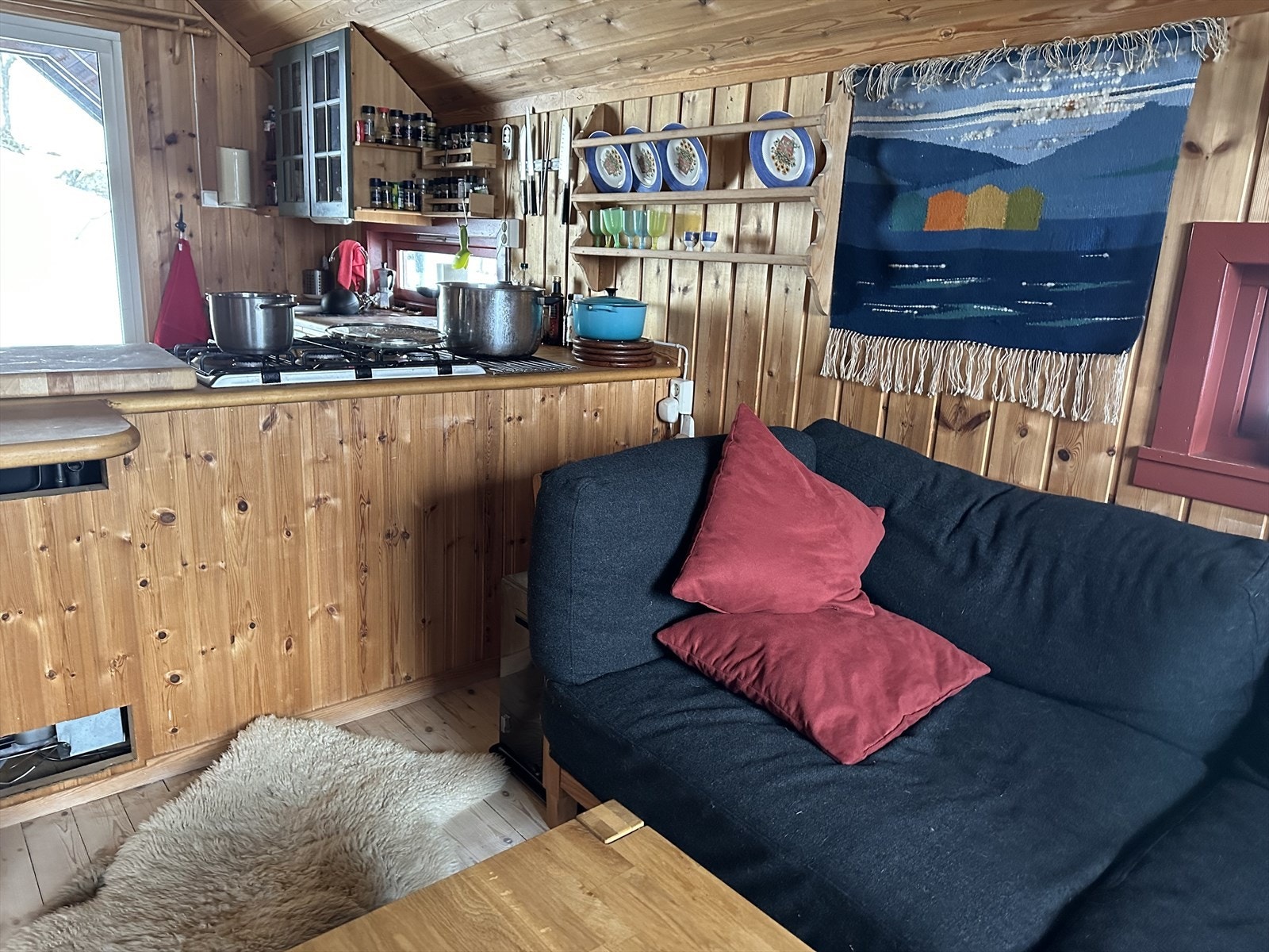 Sofakrok ved kjøkken Galleribilde