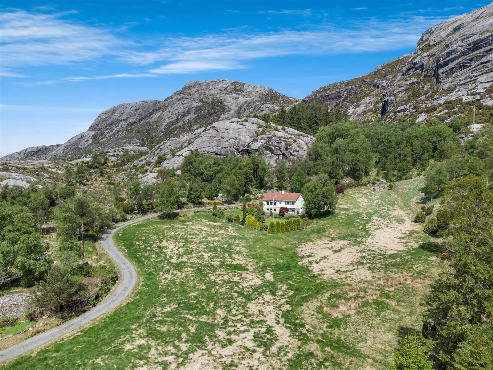 Grindafjordvegen 691-695-8 Galleribilde