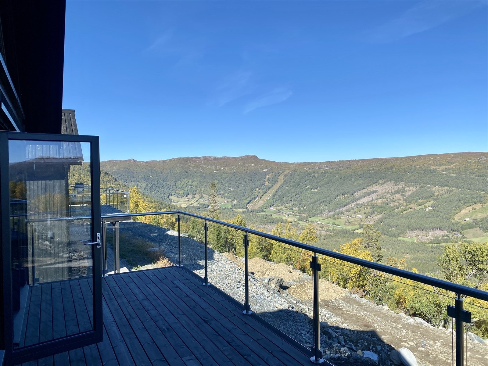 Fantastisk utsikt, sommer som vinter Galleribilde