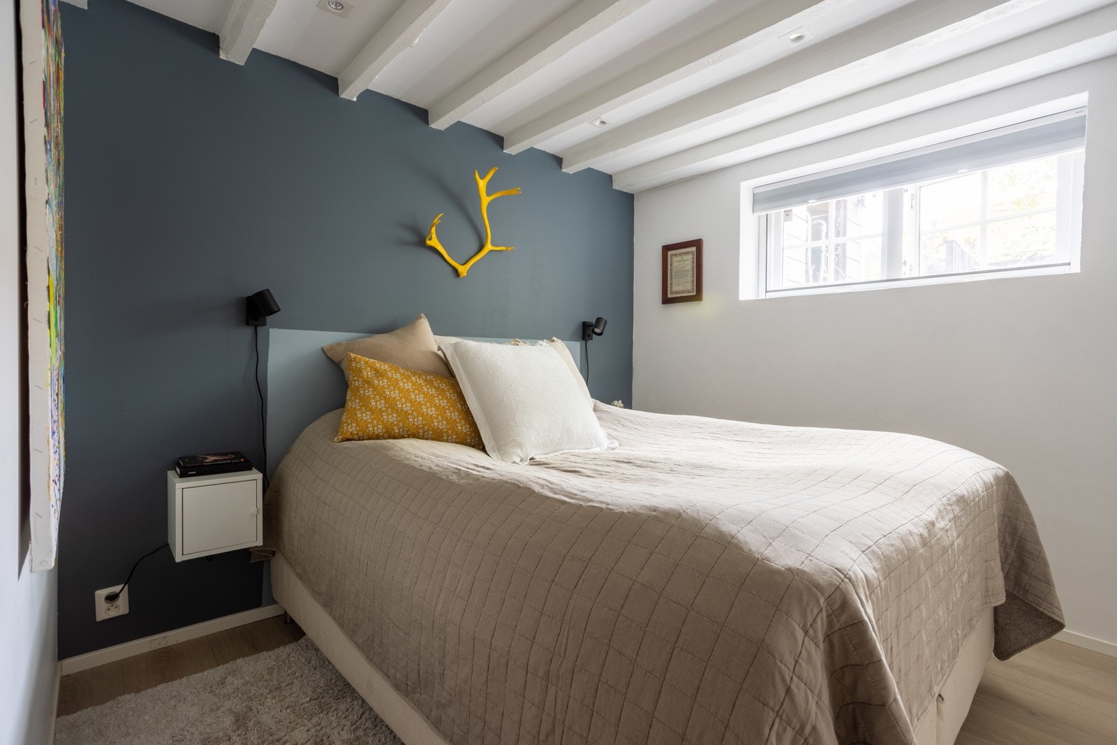 Nåværende eier har benyttet dette som et lunt og hyggelig hovedsoverom. Galleribilde