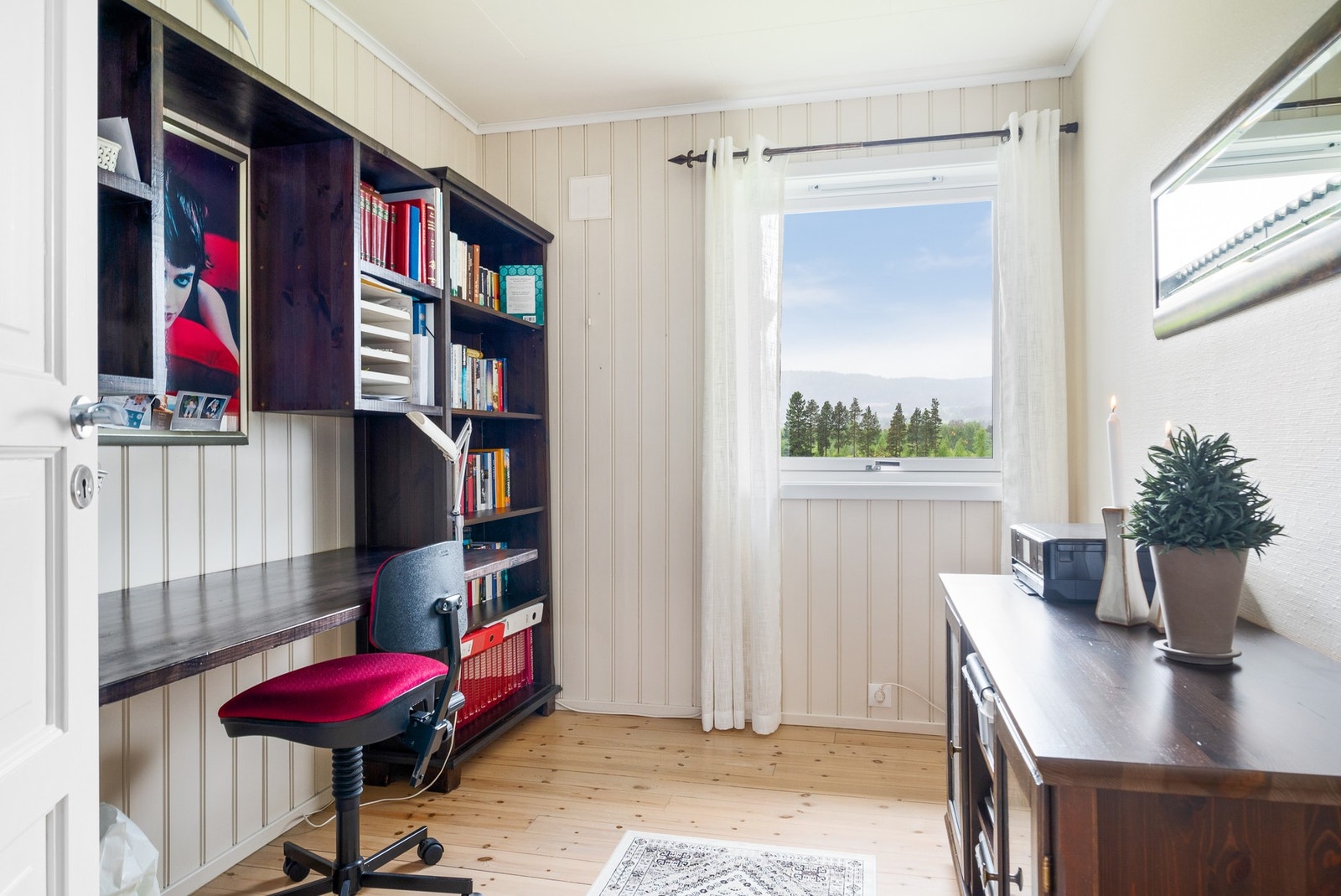 Kontor/Soverom hovedetasje Galleribilde