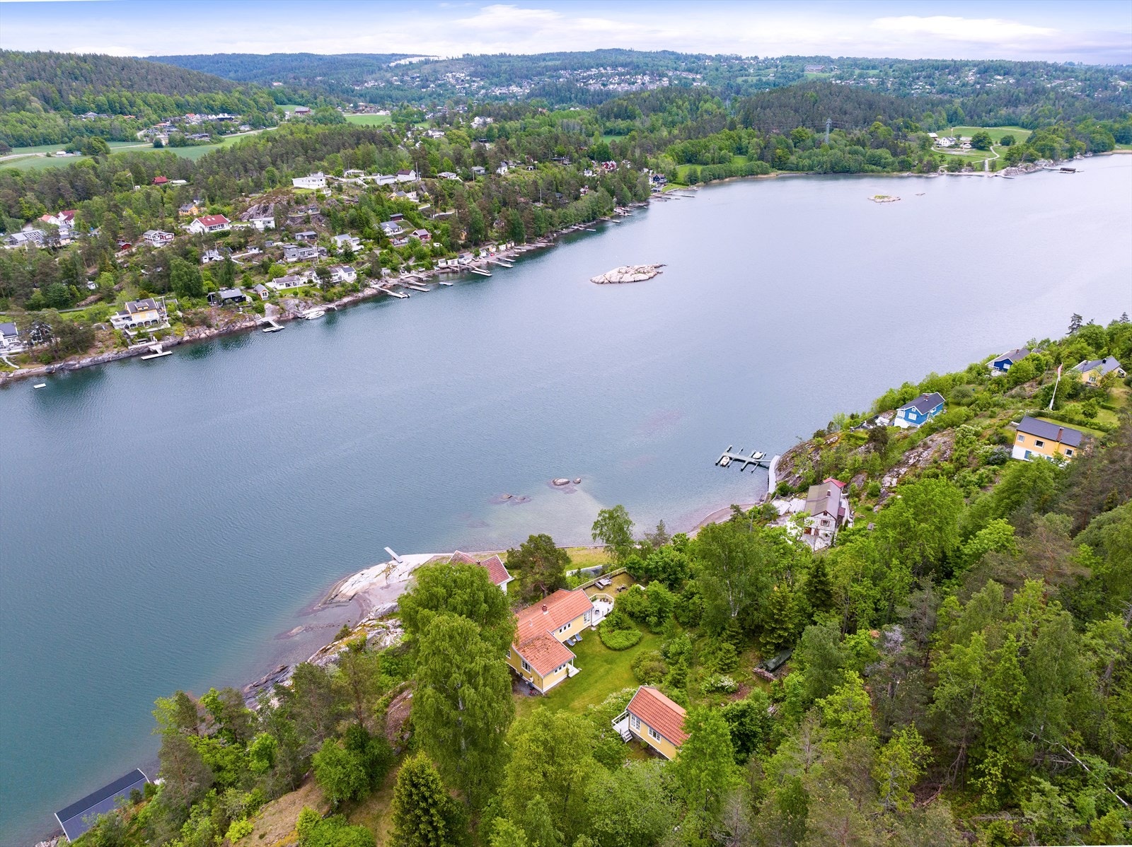 Velkommen til Knardalveien 218, en perle ved Bunnefjorden. Galleribilde