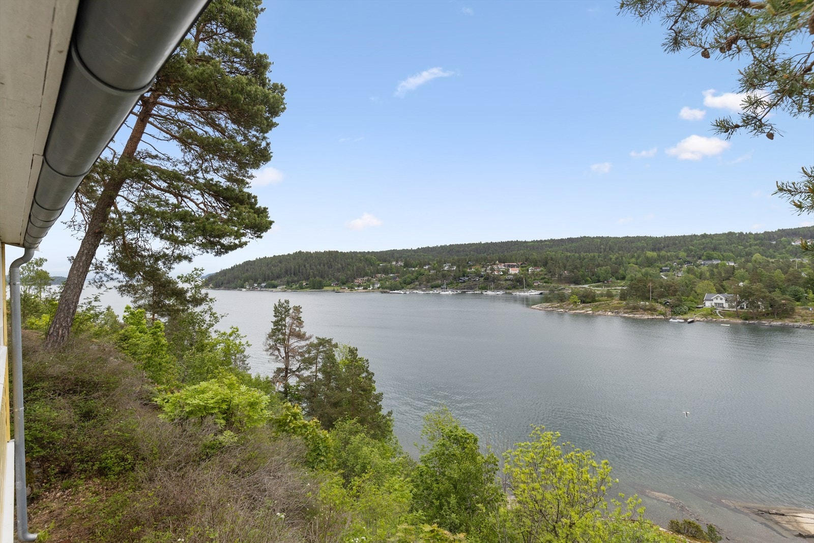 Utsikt mot nord fra balkongen Galleribilde