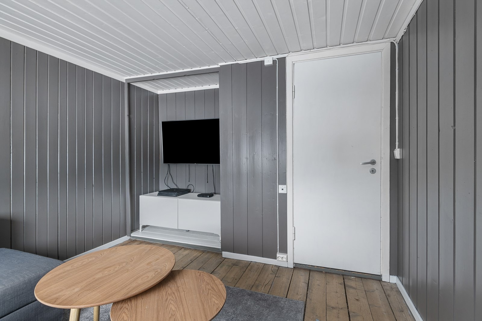 Opplegg for TV på soverommet/stua. Galleribilde