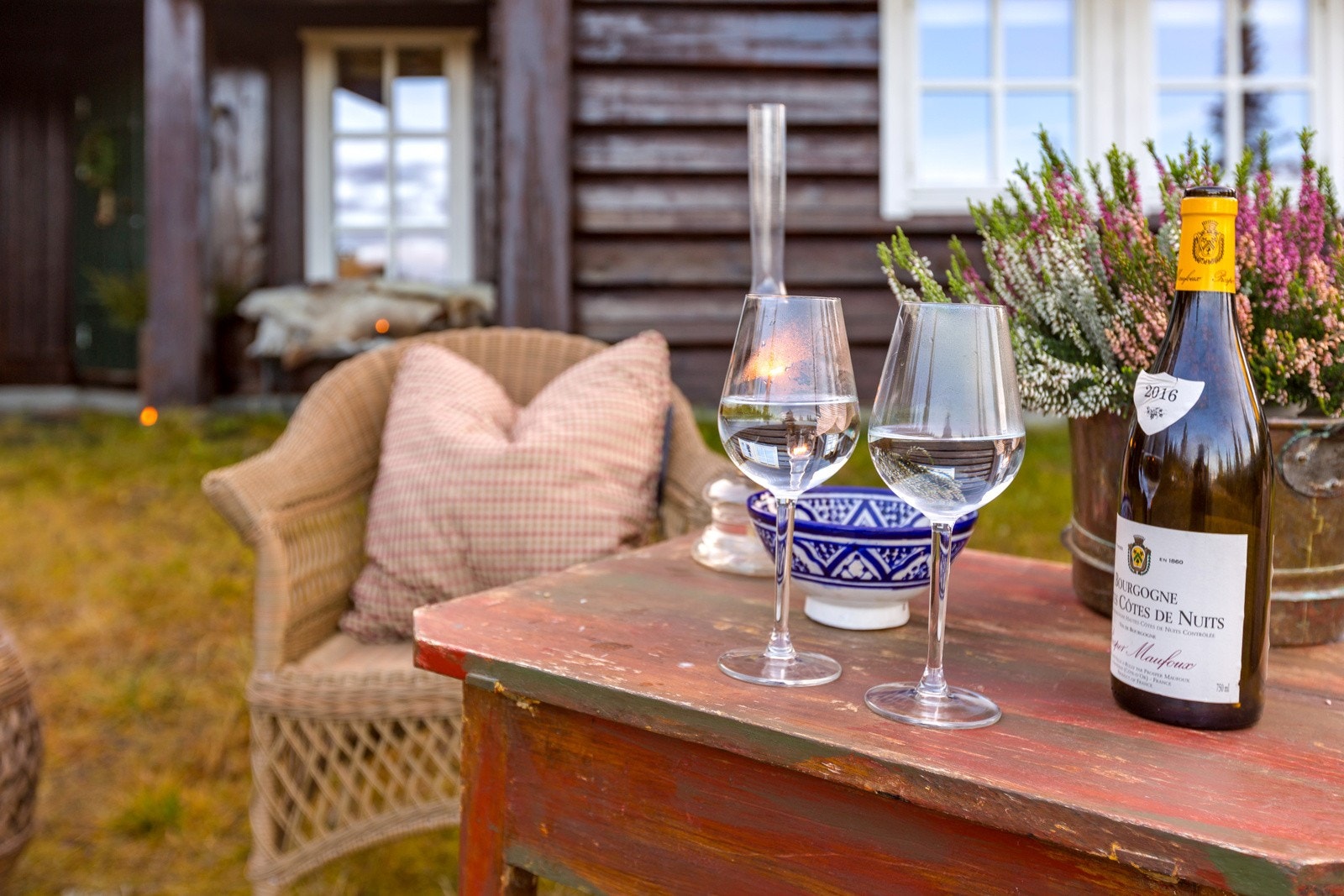 Her kan man sitte utover sene sommerkvelder Galleribilde