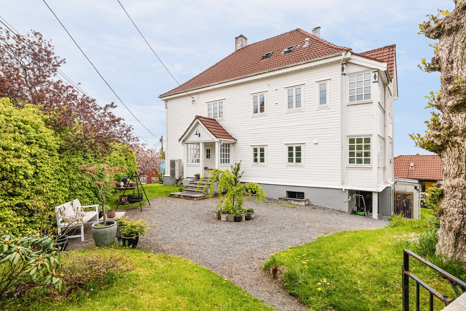 Nydelig felles hage og gårdsrom. Galleribilde