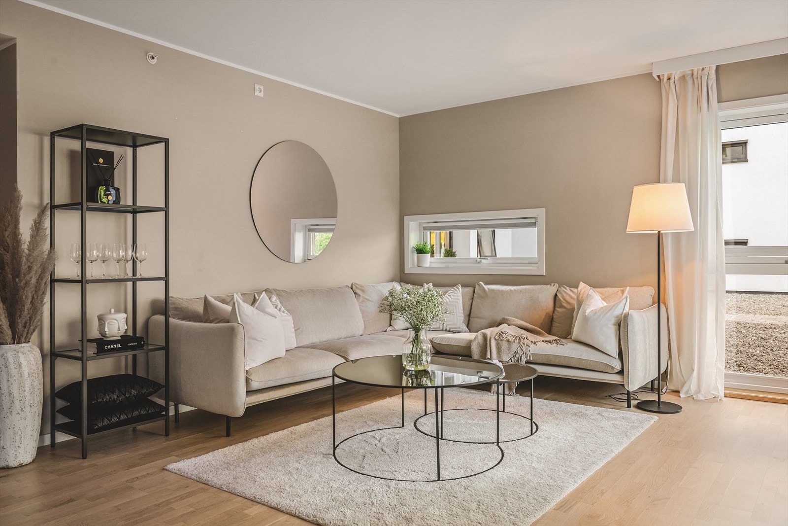 Perfekt plass for å slenge seg ned på sofaen etter en lang og travel dag. Galleribilde