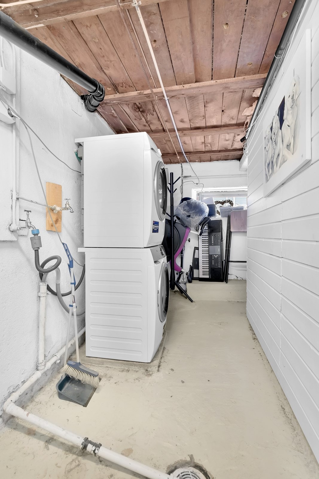 Underetasje - Vaskerom Galleribilde