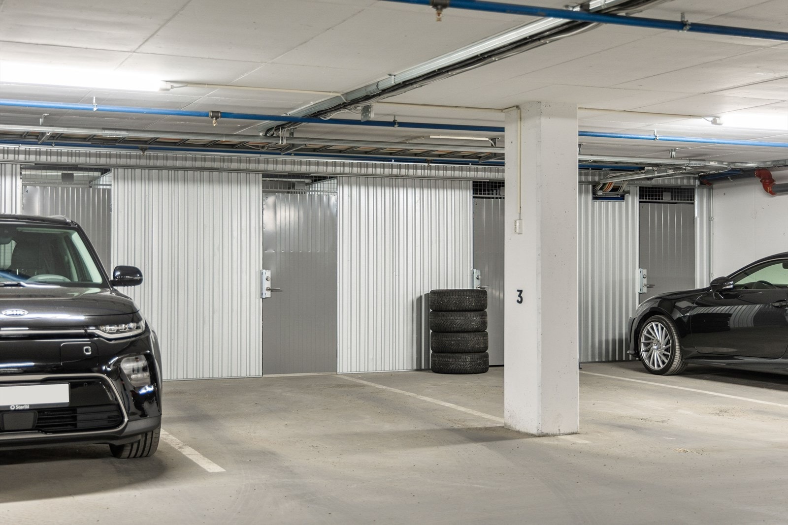 Biloppstillingsplass og sportsbod i garasjeanlegg medfølger leiligheten Galleribilde