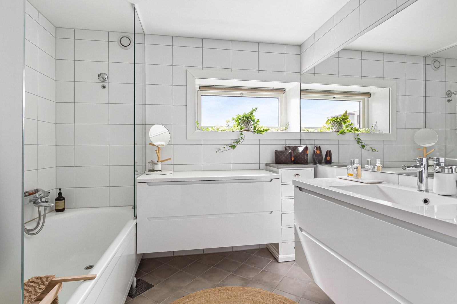 Badet ble oppgradert i 2018 i regi av borettslaget. Galleribilde