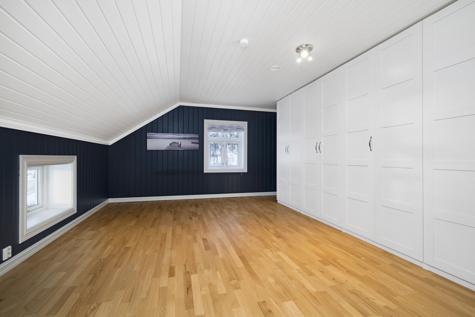 Boligen har 4 soverom i 2. etasje. Galleribilde