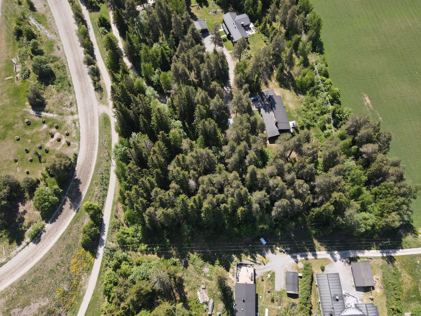 Sommerbilde - Dronebilde sett mot nord Galleribilde