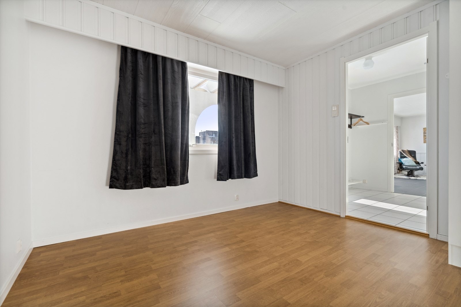 Soverom 1 i u.etg. Galleribilde