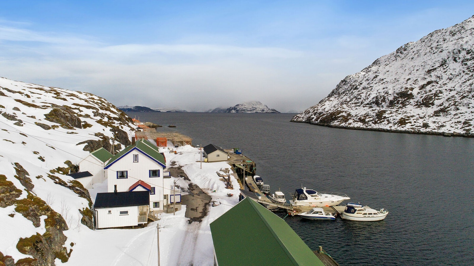 Kårhamnveien 6 (gammelt vinterbilde bilde) Galleribilde