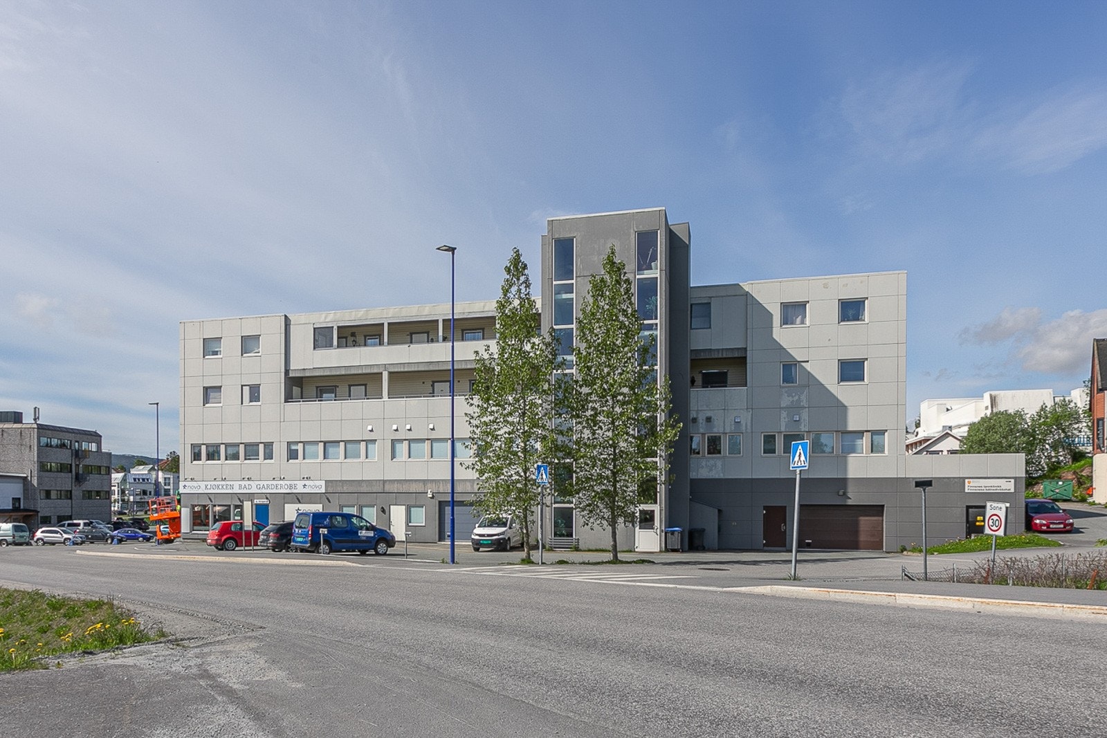 Fasadebilde. Galleribilde
