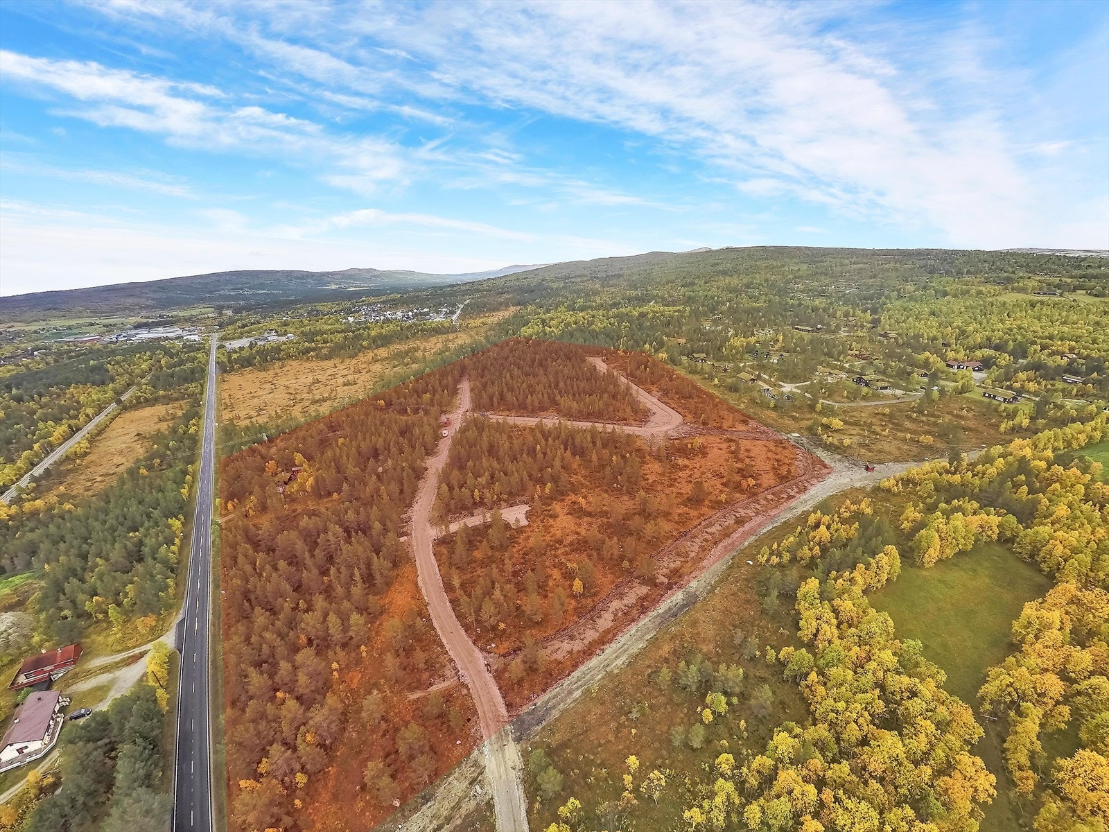 Stier og løyper i Røros går gjerne via ett eller flere kulturminner,med historier knyttet til kobberverkets drift og verdensarven Røros og Circumferensen. Galleribilde
