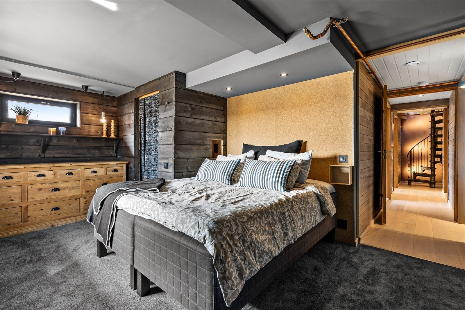 Boligen har tre soverom som alle ligger i 1. etasje Galleribilde