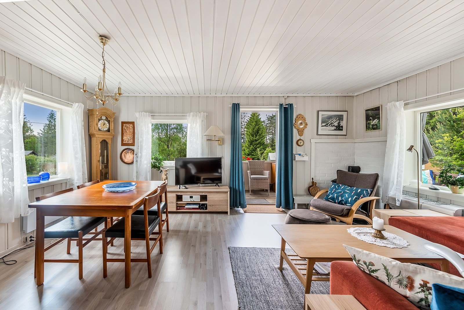 Stue/spisestue Galleribilde