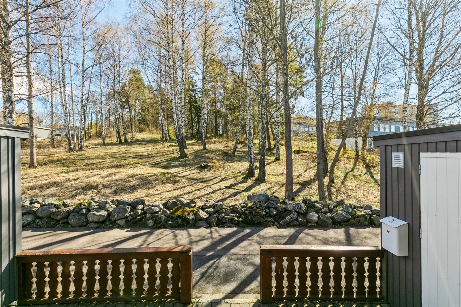 For de som er glad i skog og mark er det nærhet til naturskjønne omgivelser i Østmarka. Galleribilde