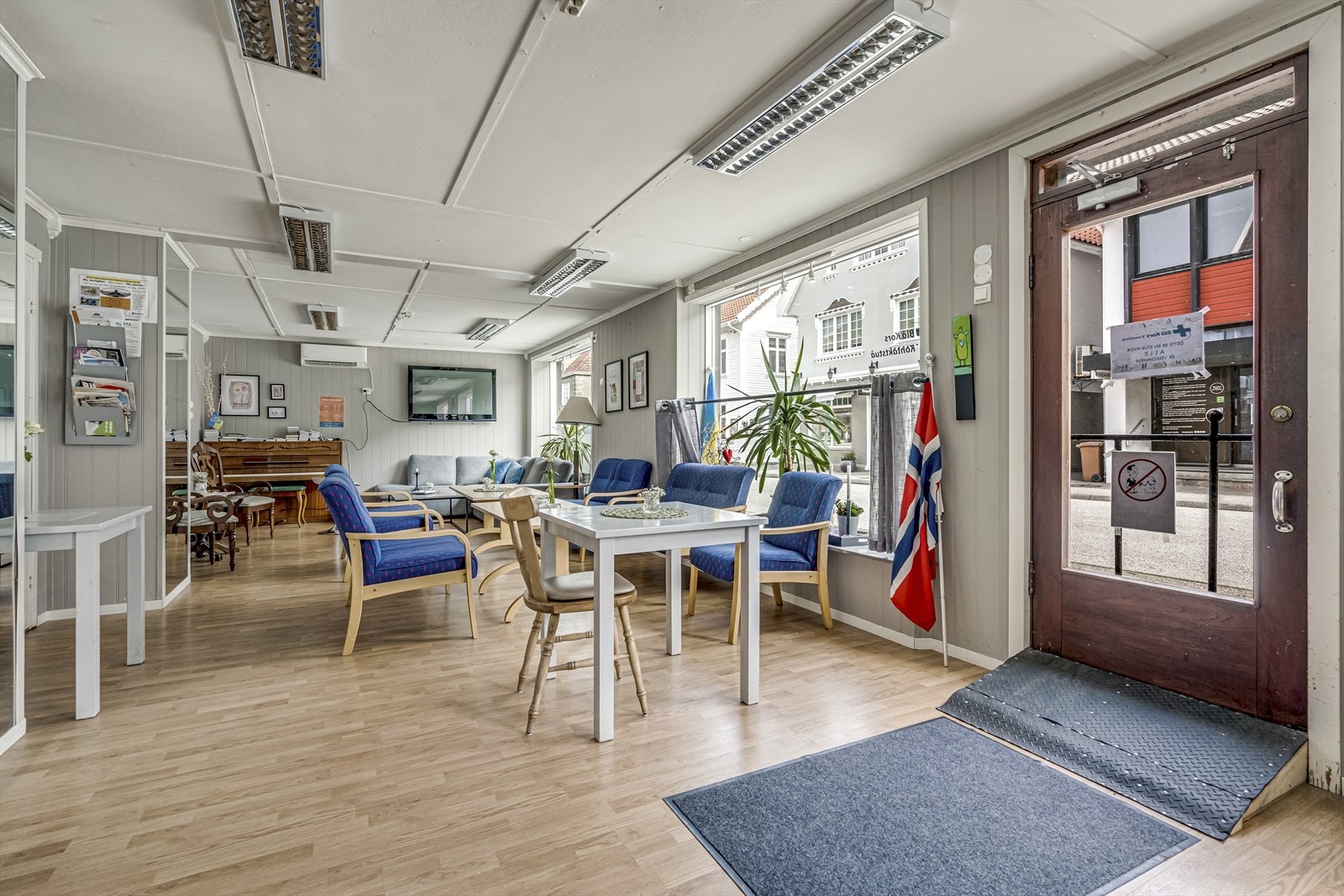 Forretningslokale- Café Galleribilde