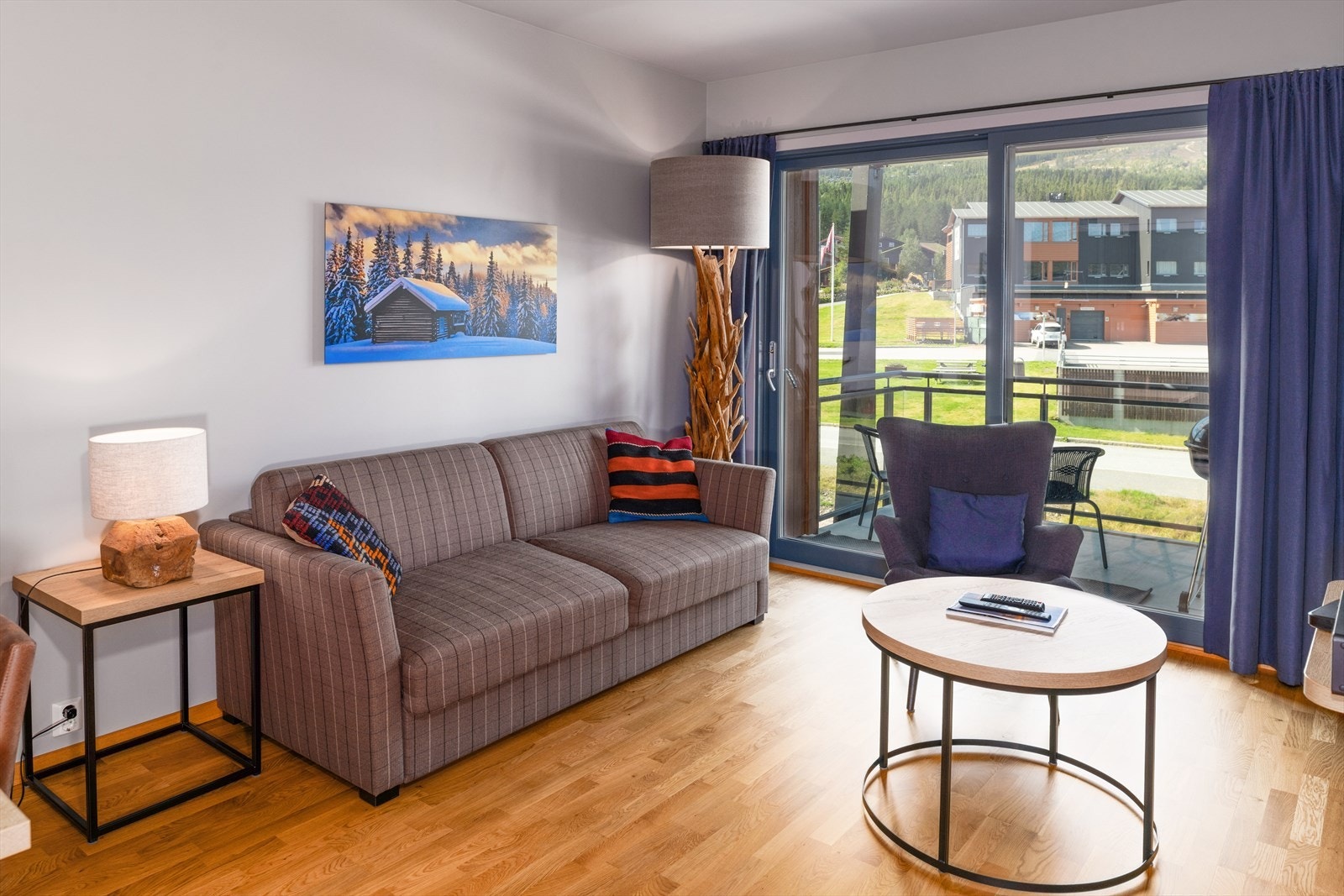 Stue med sovesofa - perfekt når man er mange på tur! Galleribilde