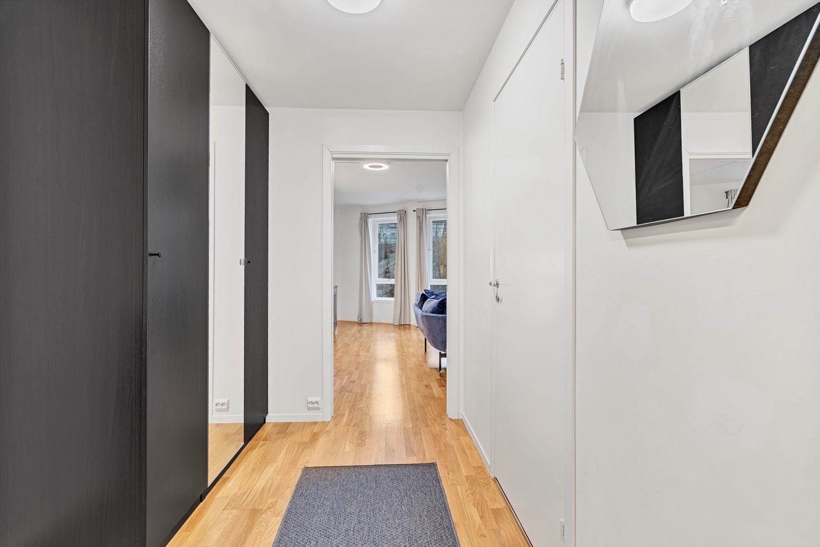 Entrè/gang. Galleribilde